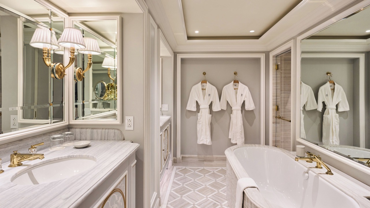 Photo of Bathroom in Charleston Historic District