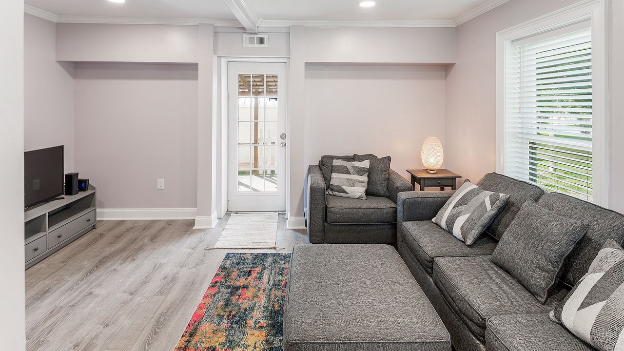 Photo of Livingroom in Belmont