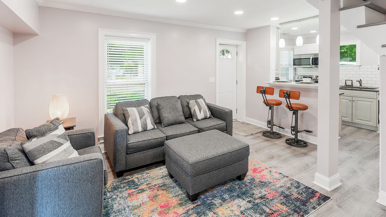 Photo of Livingroom in Belmont