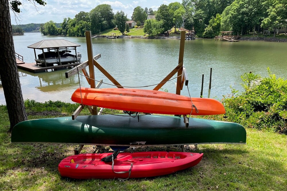 Photo of Outdoor in Steele Creek