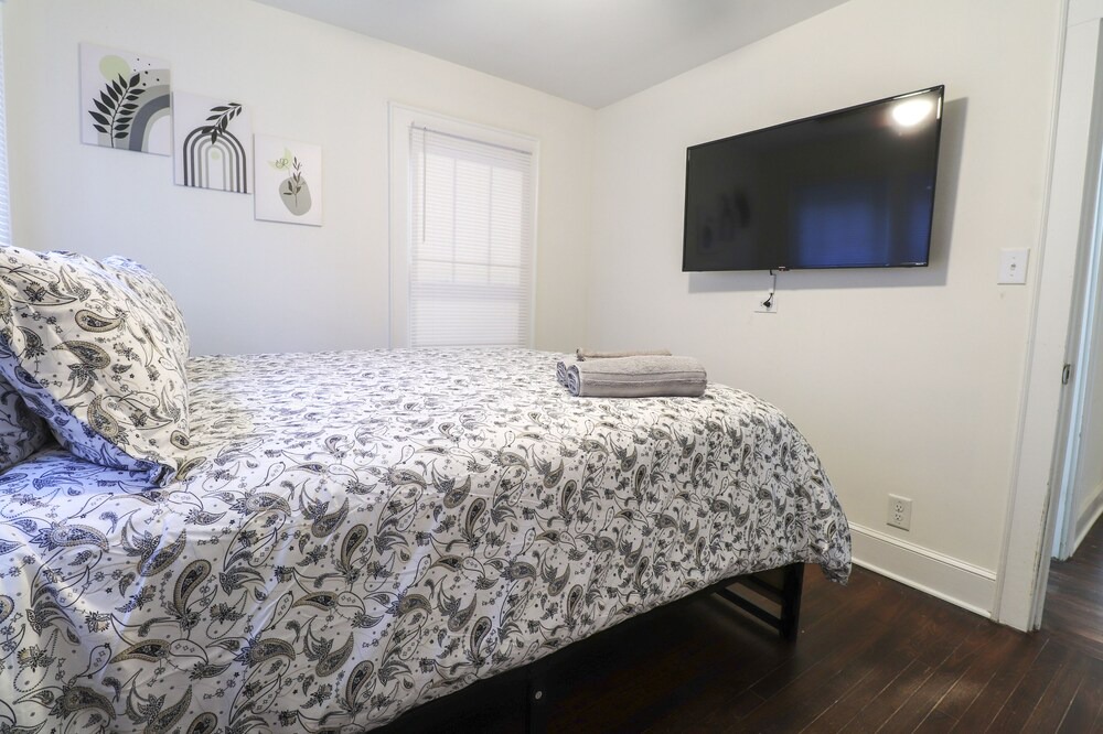 Photo of Bedroom in Greensboro