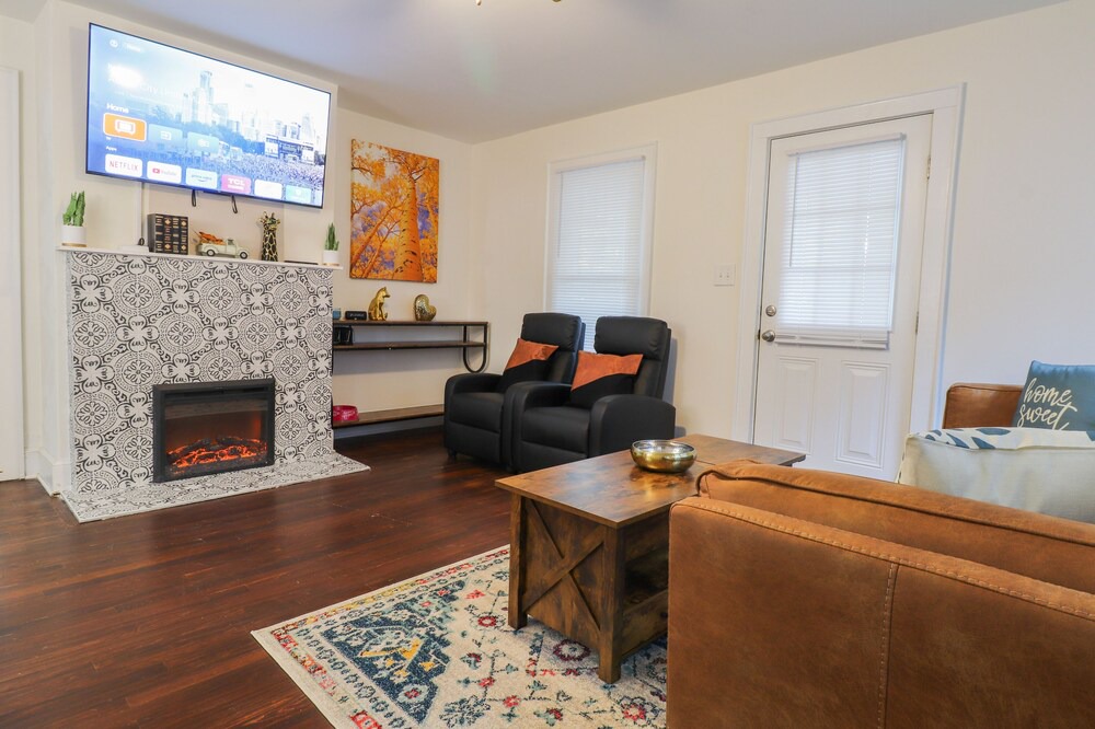 Photo of Livingroom in Greensboro