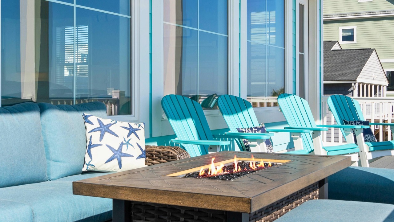 Photo of Patio Balcony in Crescent Beach