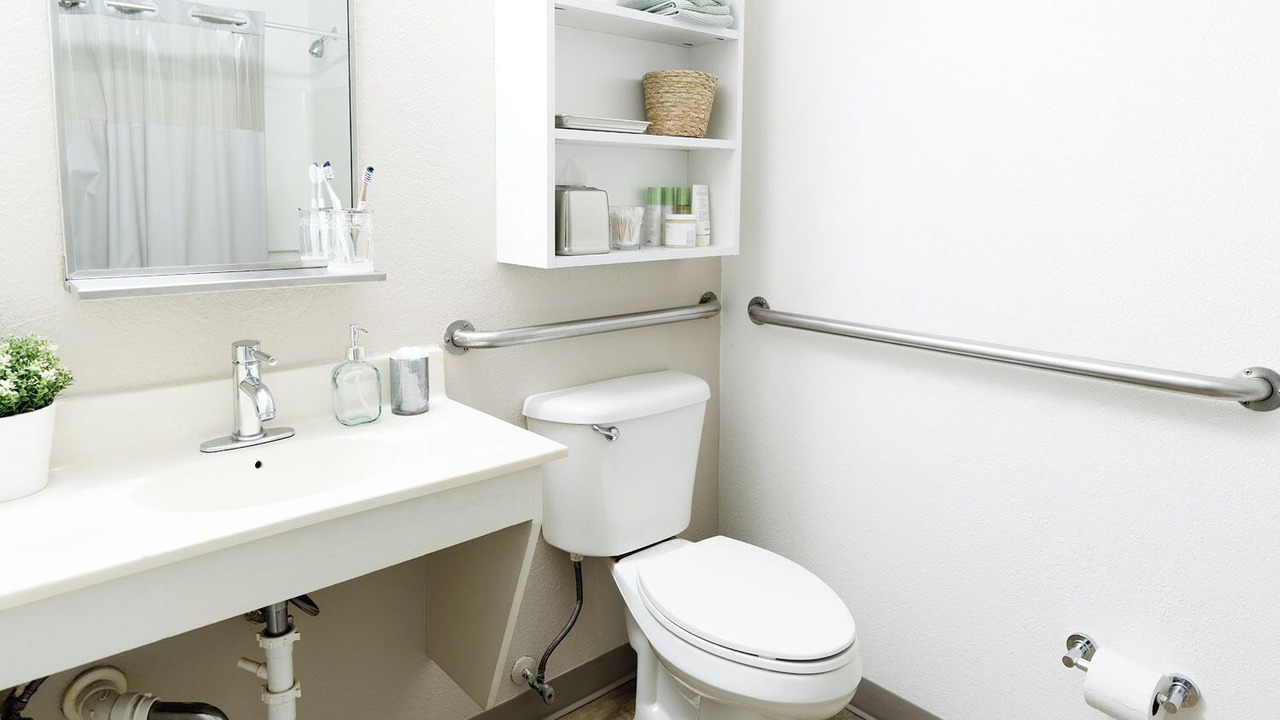 Photo of Bathroom in West Ashley