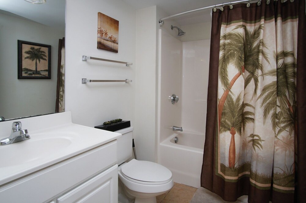 Photo of Bathroom in Cherry Grove Beach