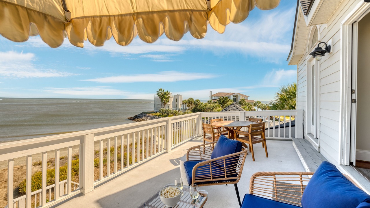 Photo of Patio Balcony in Sullivan's Island