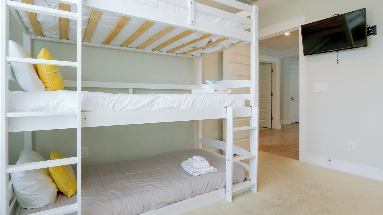 Photo of Bedroom in Palmetto Dunes