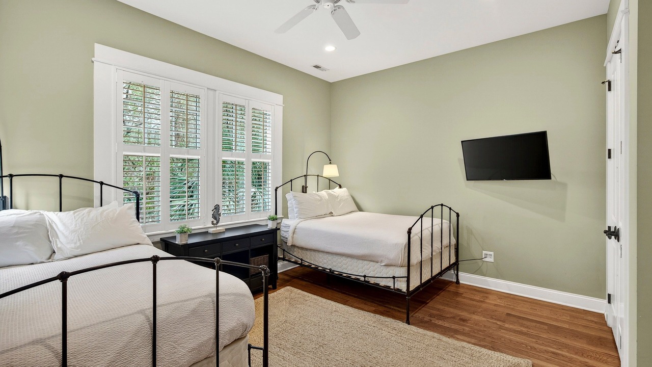 Photo of Bedroom in Vanderhorst Plantation