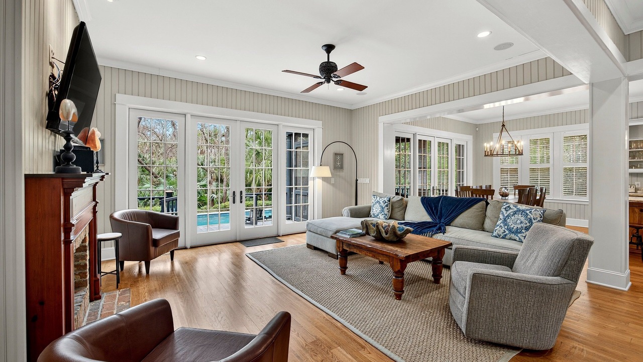 Photo of Livingroom in Vanderhorst Plantation