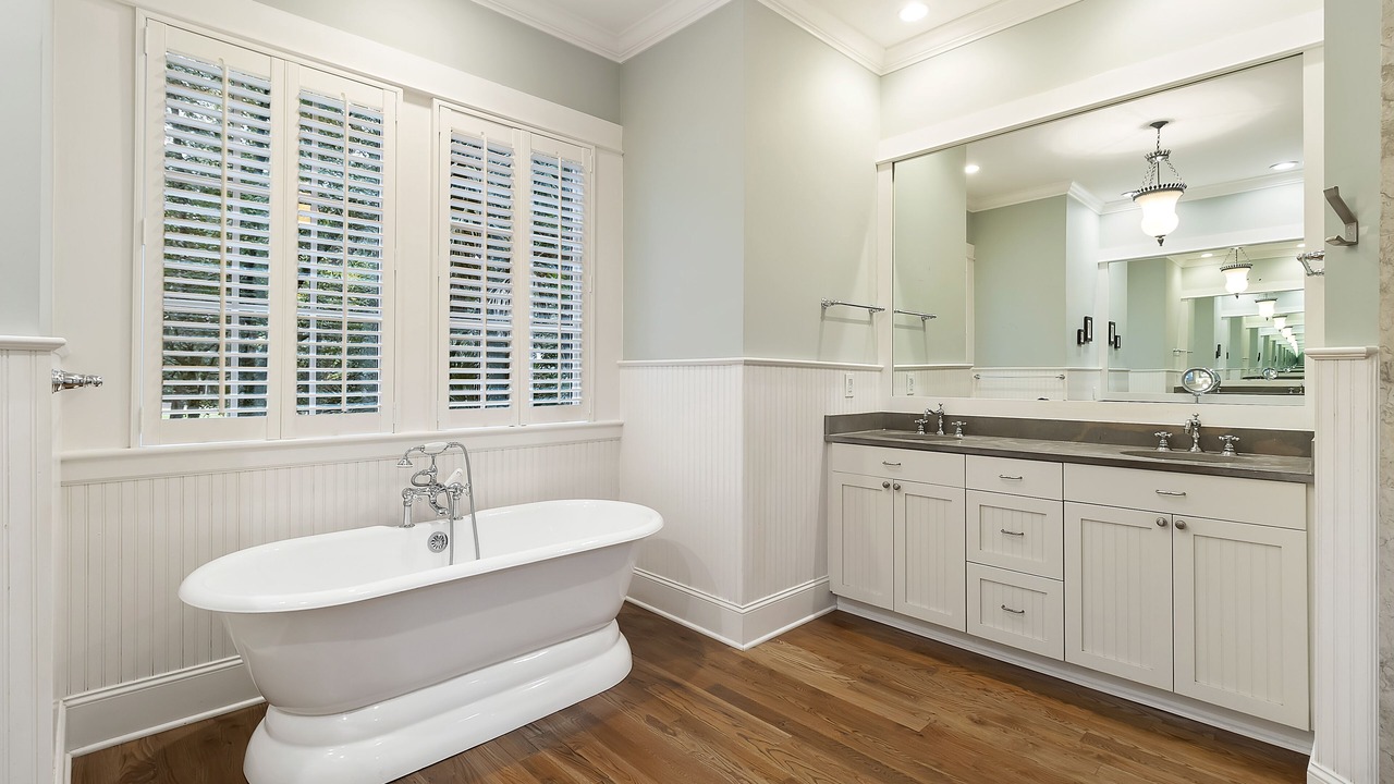 Photo of Bathroom in Vanderhorst Plantation
