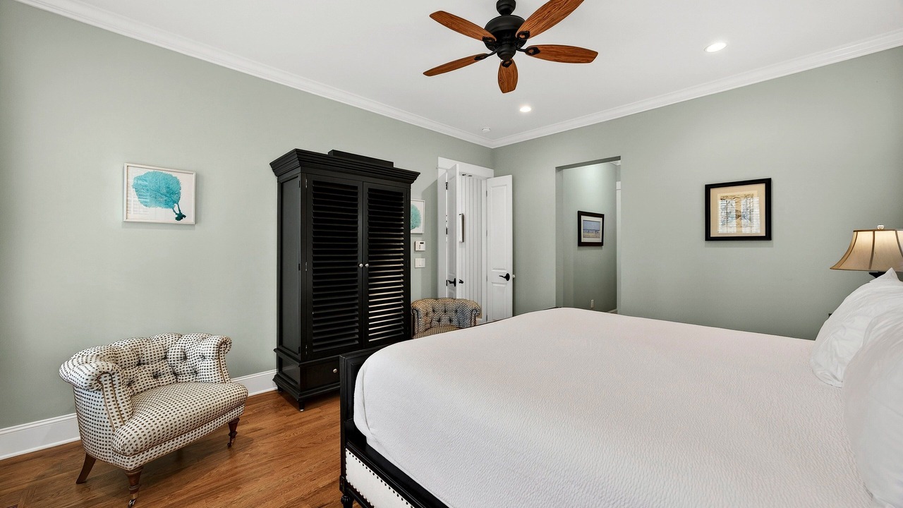 Photo of Bathroom in Vanderhorst Plantation