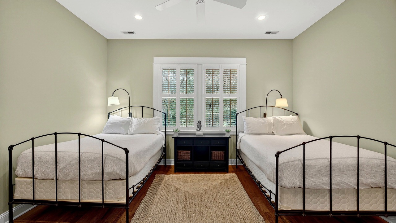 Photo of Bedroom in Vanderhorst Plantation
