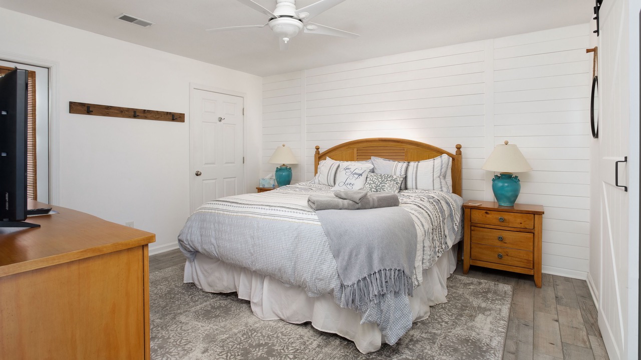 Photo of Bedroom in Pawleys Island