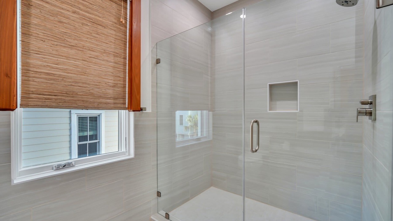 Photo of Bathroom in Cannonborough Elliotborough