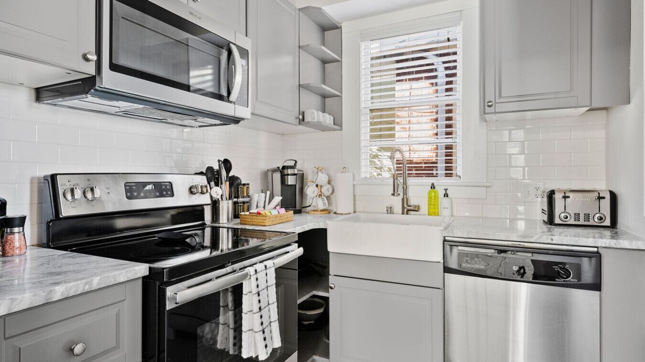 Photo of Kitchen in Cannonborough Elliotborough