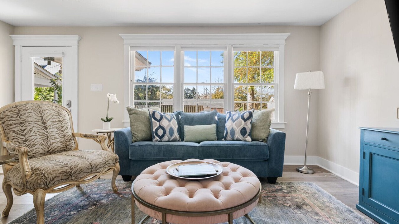 Photo of Livingroom in Old Village