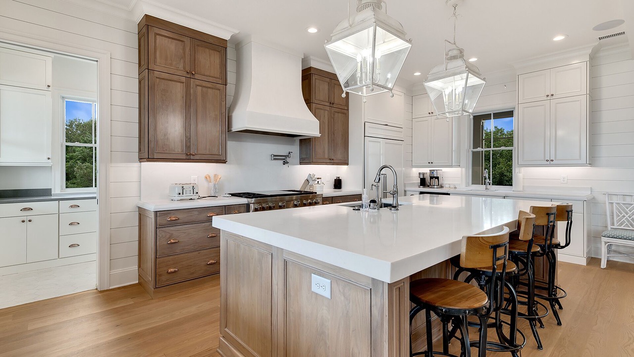 Photo of Kitchen in Debordieu Colony