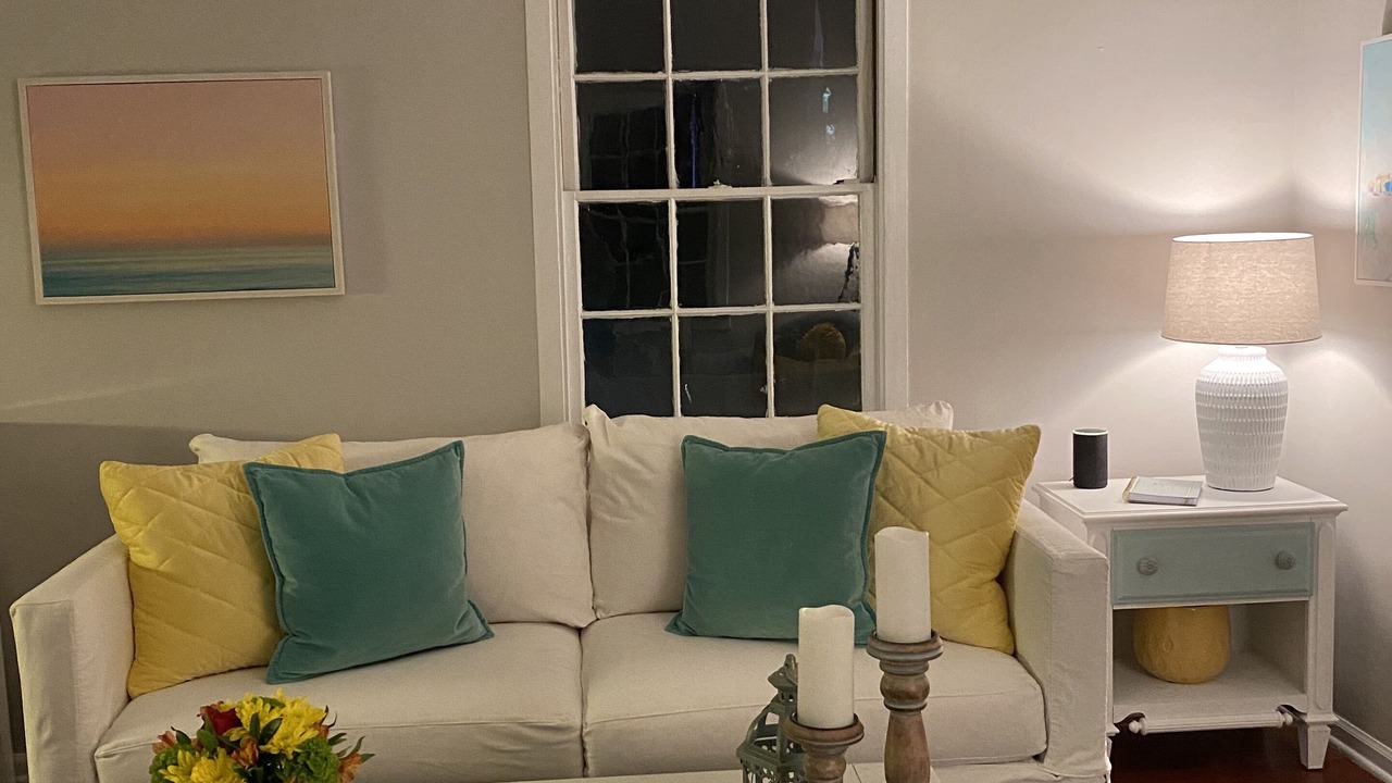 Photo of Livingroom in Summerville Historic District