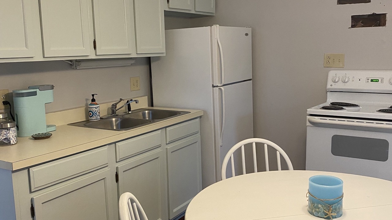 Photo of Kitchen in Summerville Historic District