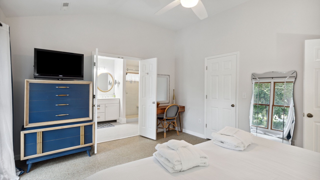 Photo of Bedroom in Sunset Point