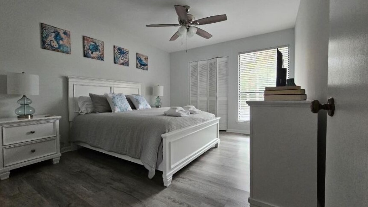 Photo of Bedroom in Saint Helena Island