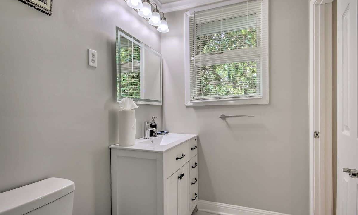 Photo of Bathroom in Columbia
