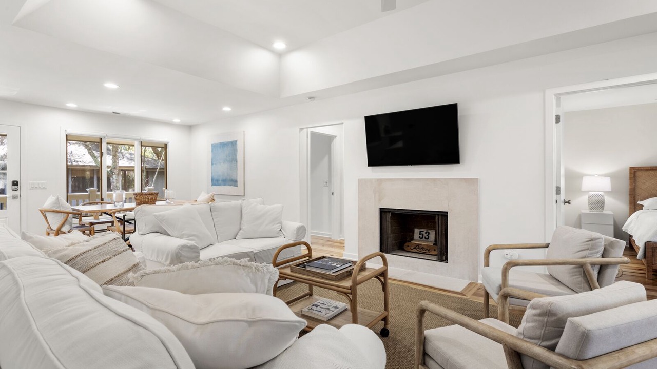 Photo of Livingroom in West Beach