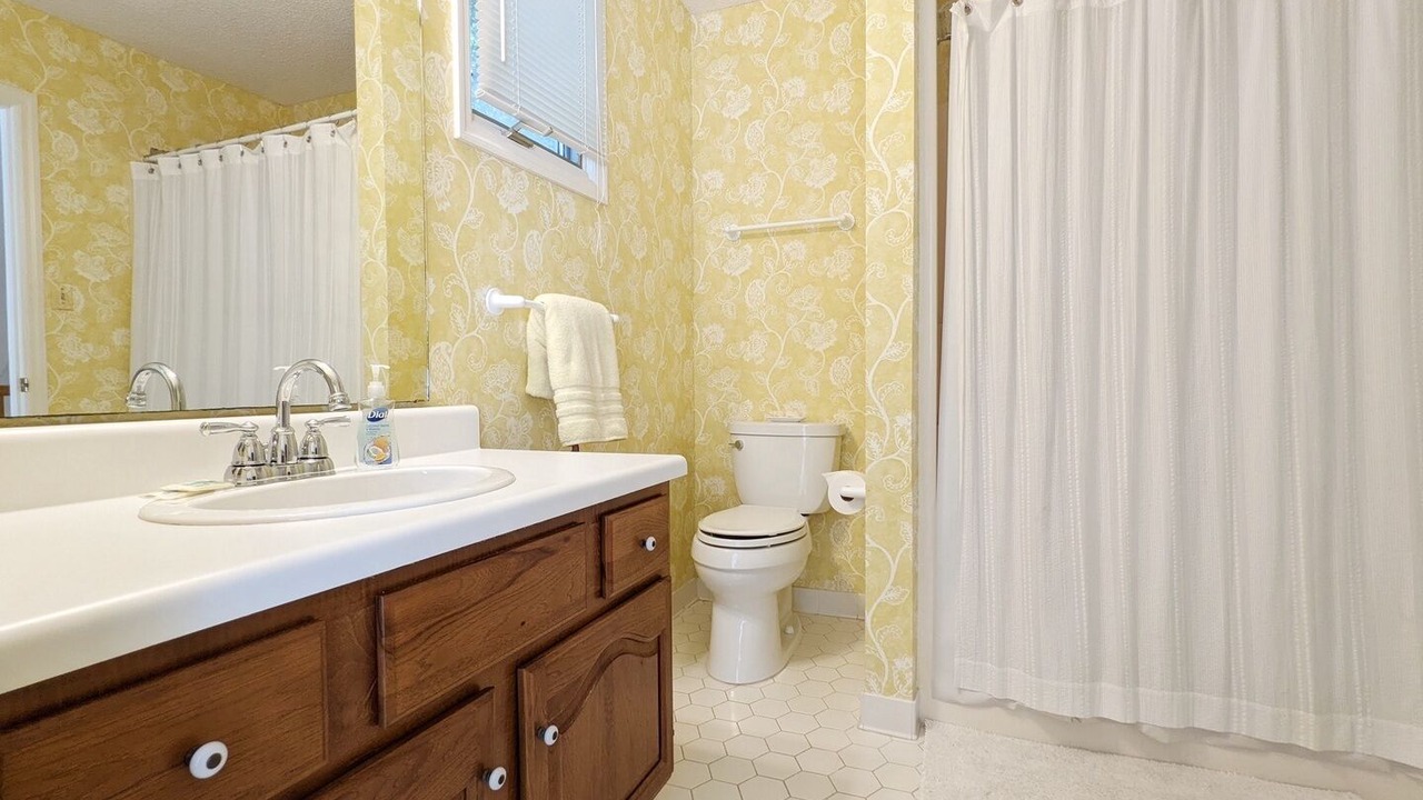 Photo of Bathroom in North Litchfield Beach