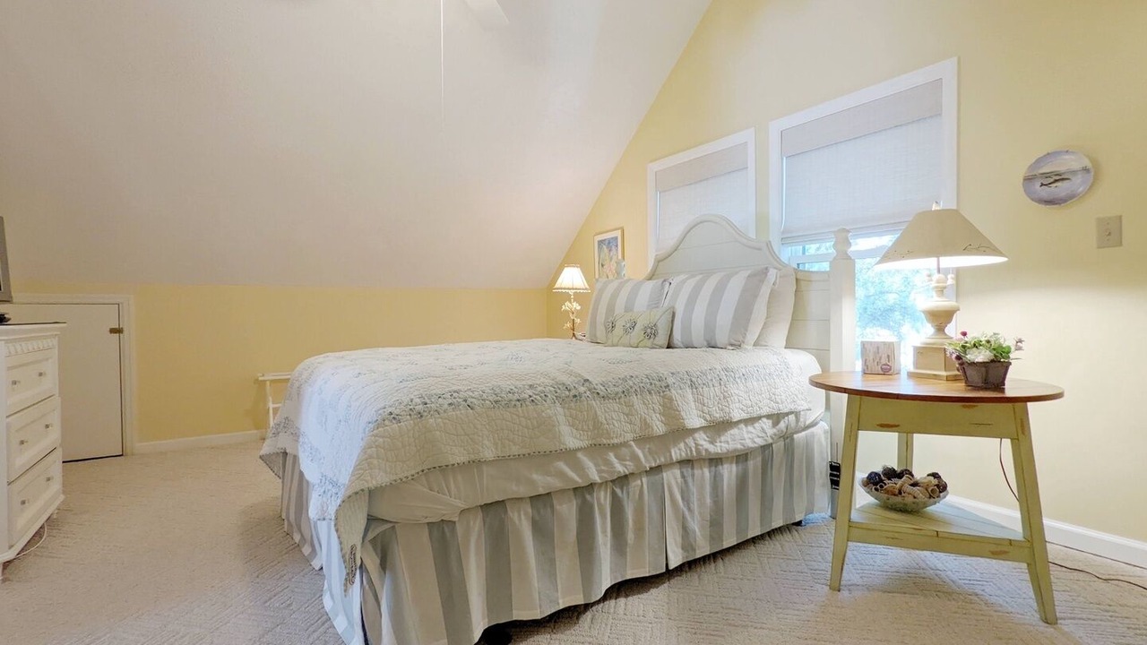 Photo of Bedroom in North Litchfield Beach
