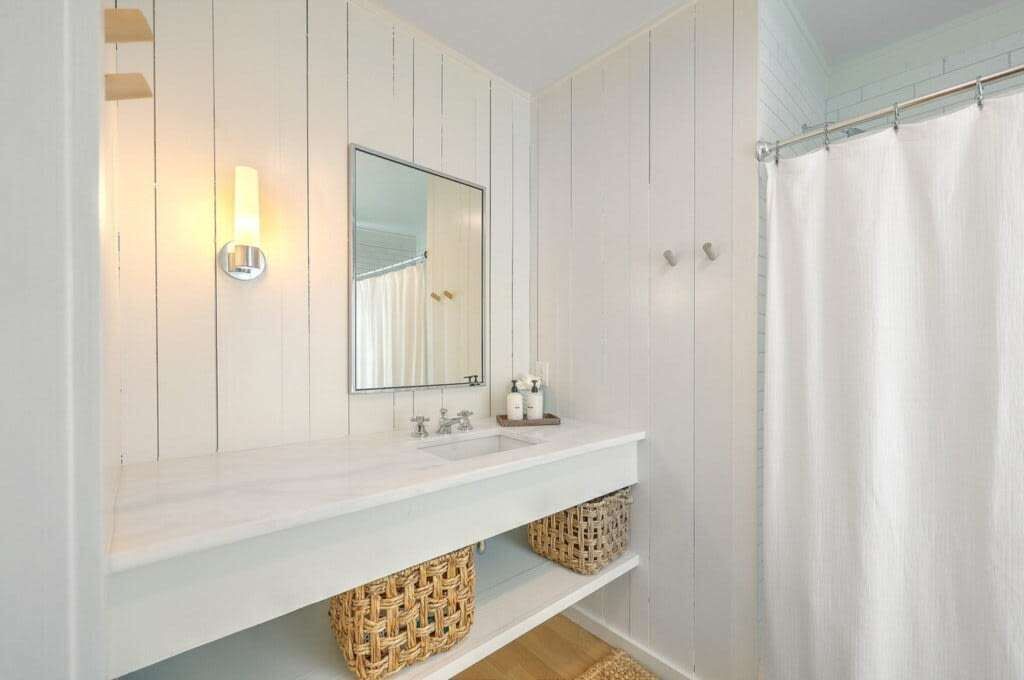Photo of Bathroom in Sullivan's Island