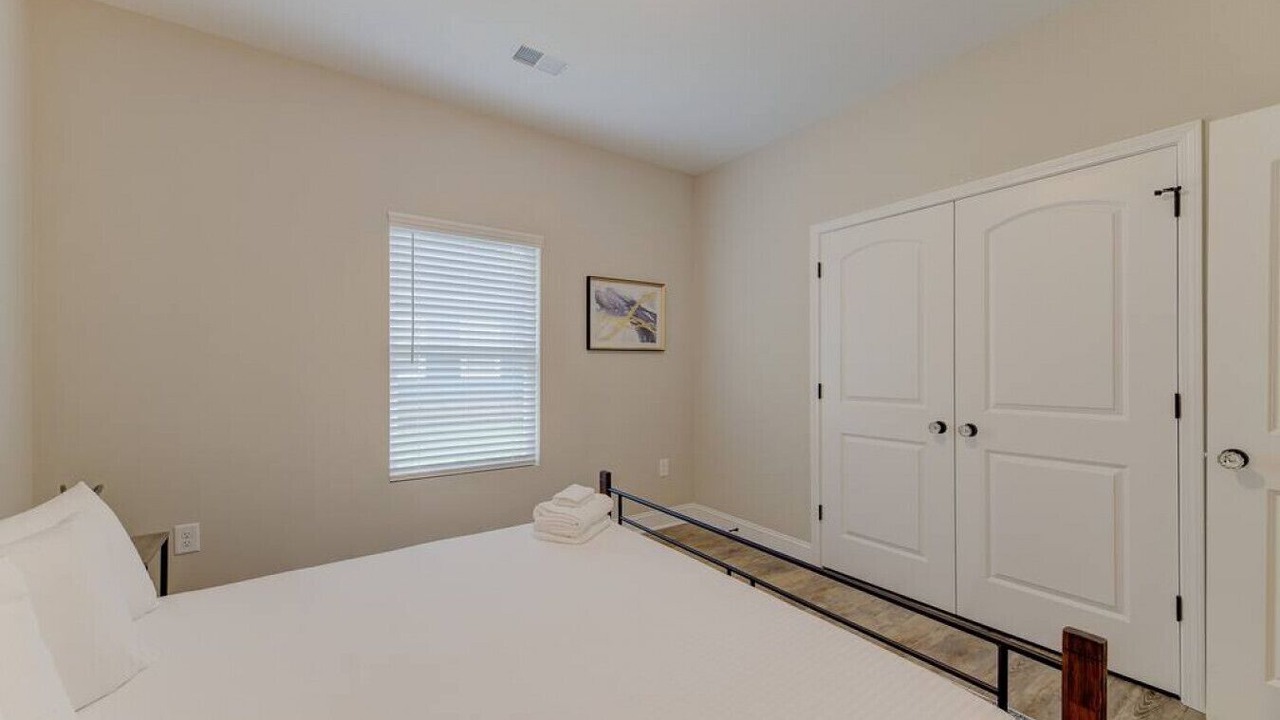 Photo of Bedroom in Cayce