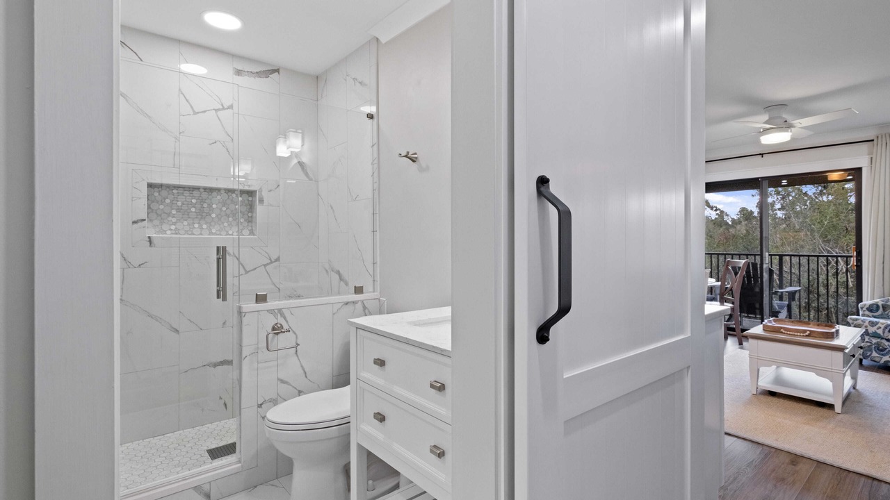 Photo of Bathroom in Folly Field