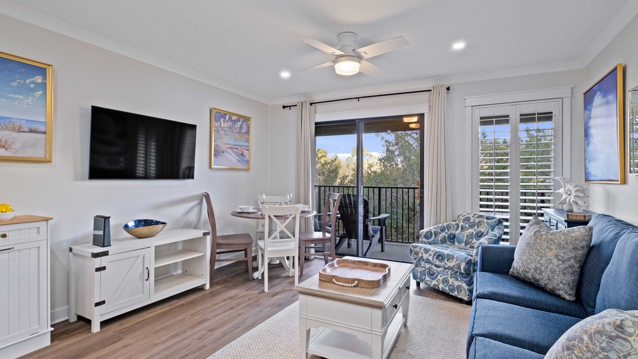 Photo of Livingroom in Folly Field