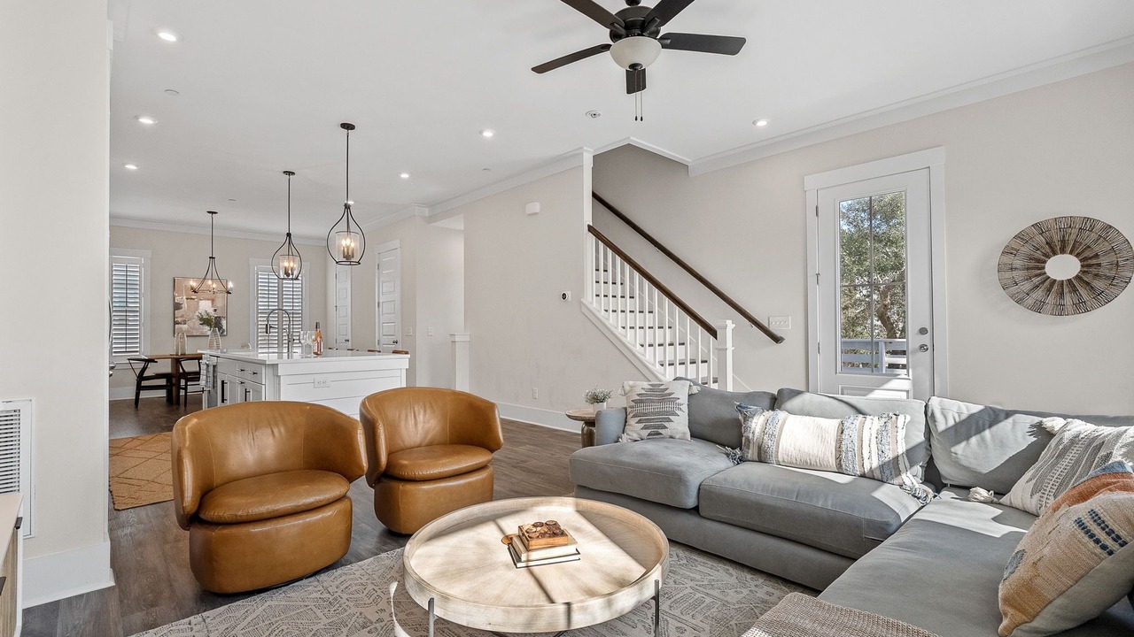 Photo of Livingroom in Mount Pleasant