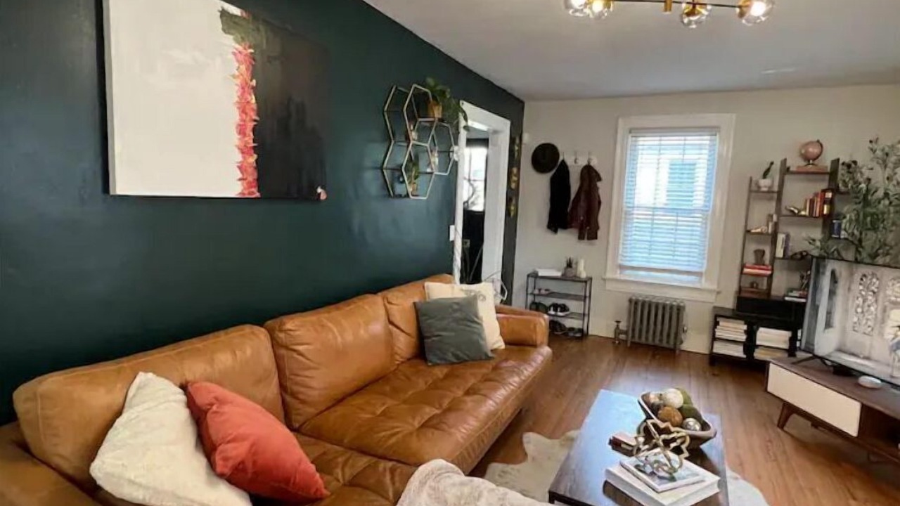 Photo of Livingroom in Downtown