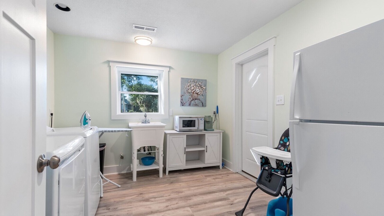 Photo of Bedroom in North Litchfield Beach