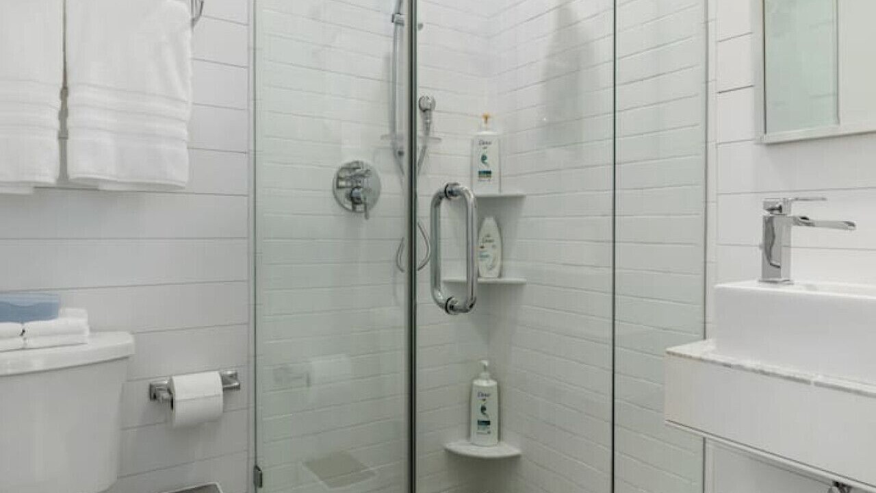Photo of Bathroom in Cannonborough Elliotborough