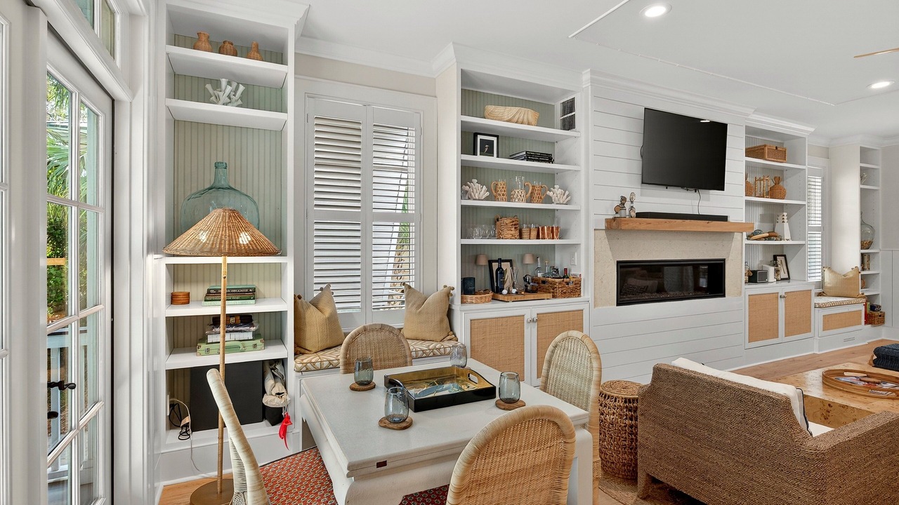 Photo of Others in West Beach