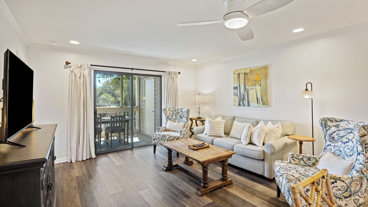 Photo of Livingroom in Seabrook Island