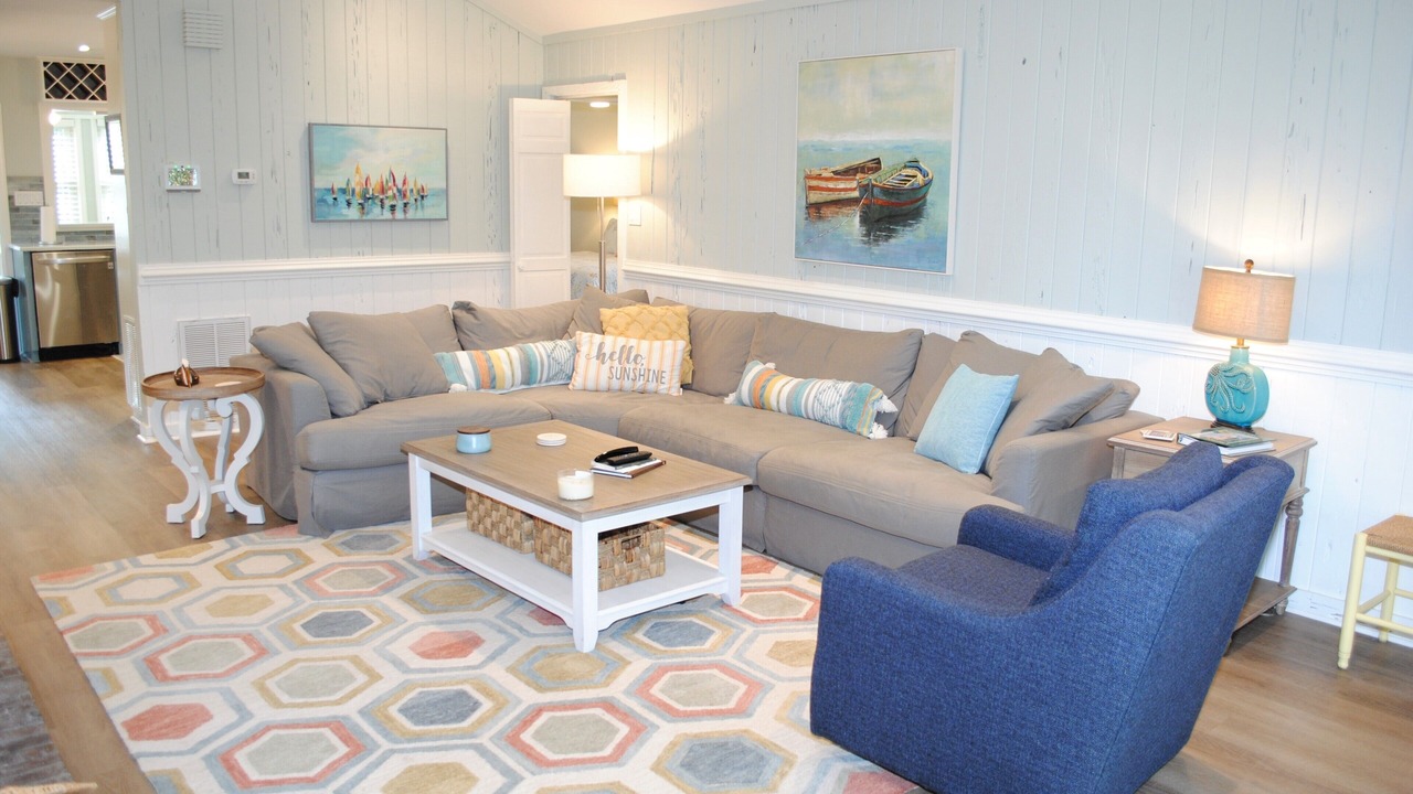 Photo of Livingroom in North Litchfield Beach