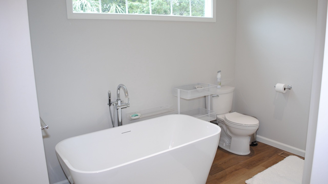 Photo of Bathroom in North Litchfield Beach