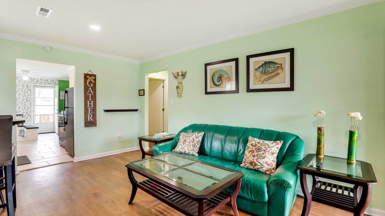 Photo of Livingroom in North Charleston