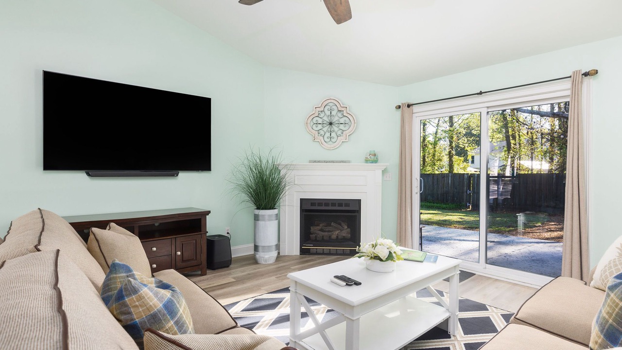 Photo of Livingroom in Mount Pleasant