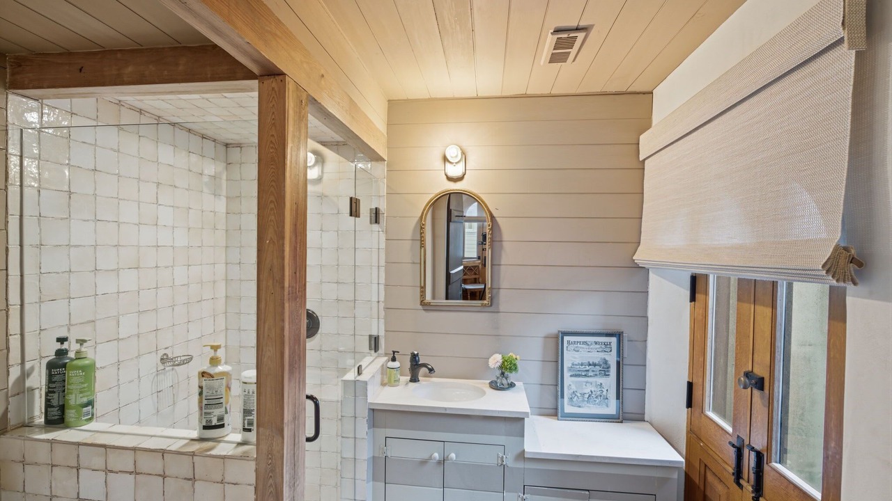 Photo of Bathroom in Sullivan's Island