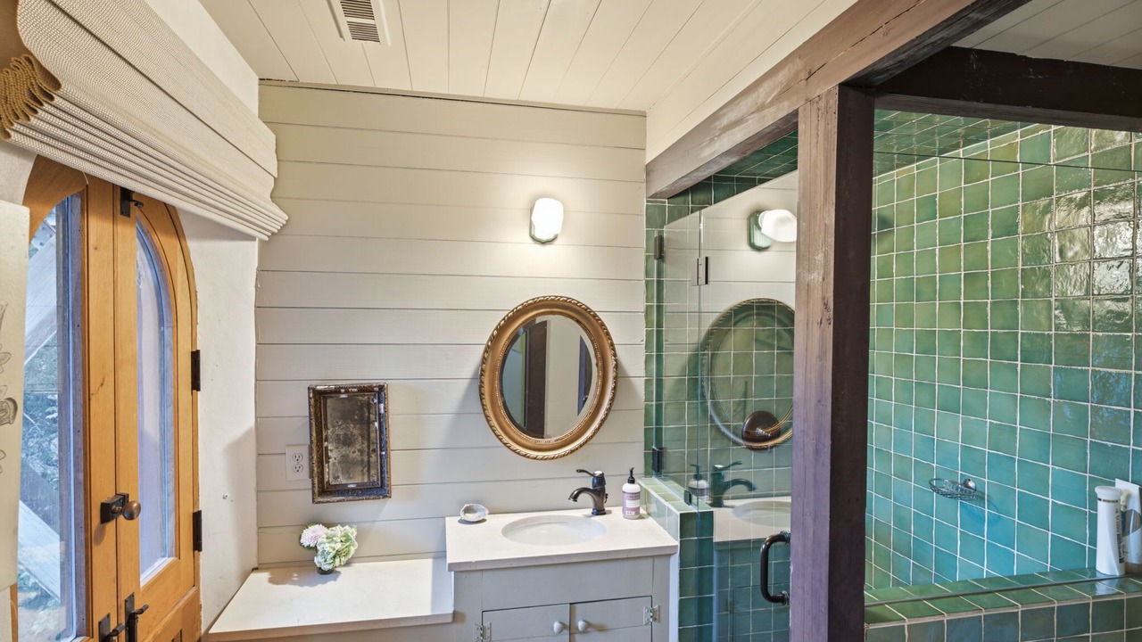 Photo of Bathroom in Sullivan's Island