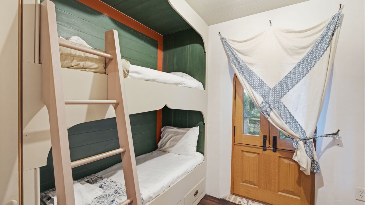 Photo of Bedroom in Sullivan's Island
