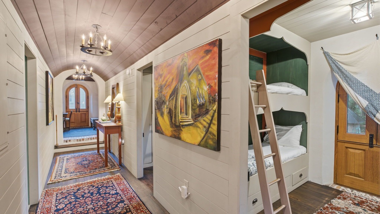 Photo of Bedroom in Sullivan's Island