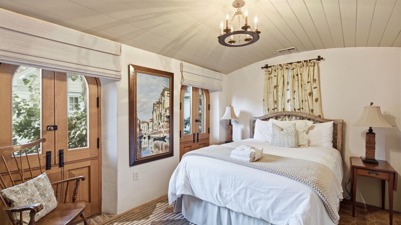 Photo of Bedroom in Sullivan's Island