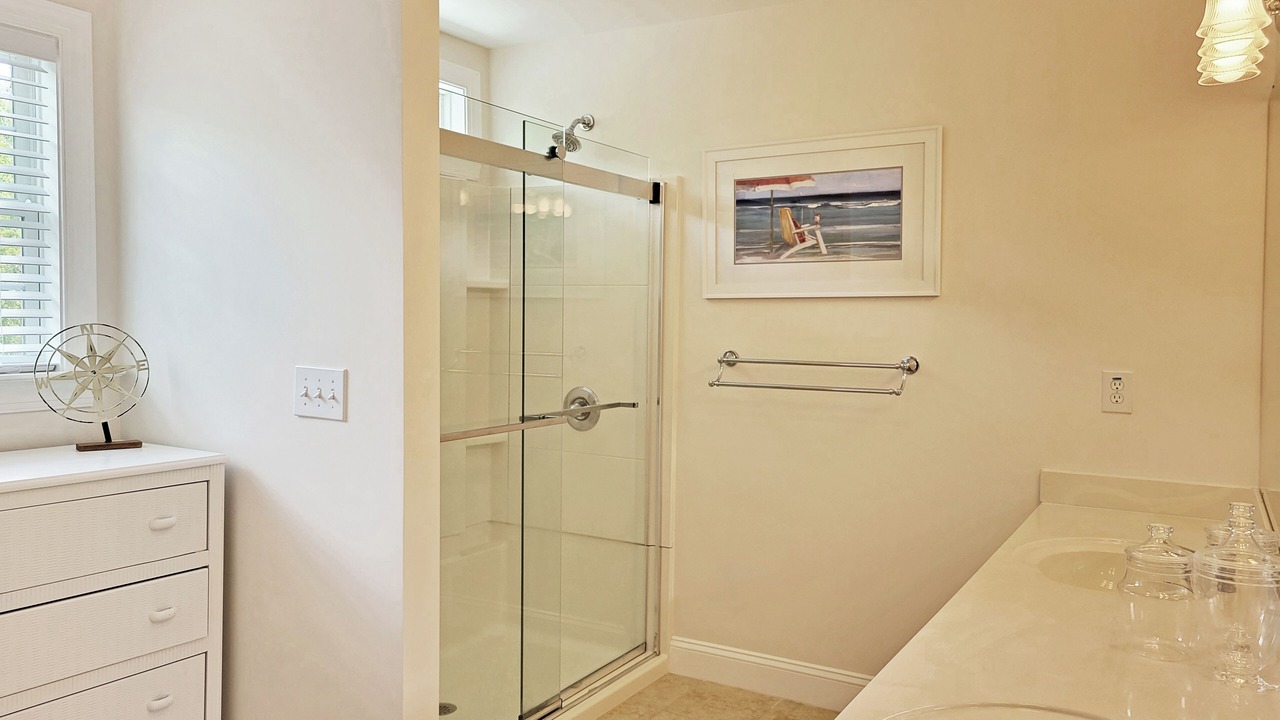 Photo of Bathroom in North Litchfield Beach