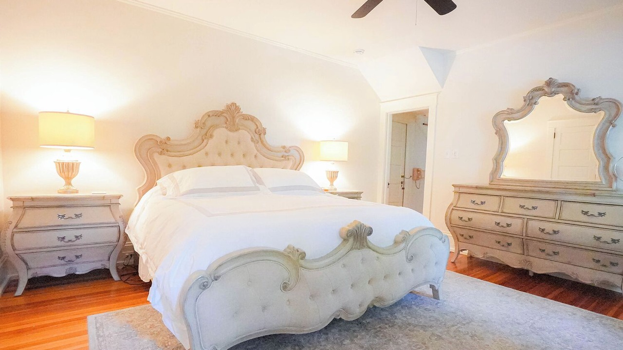 Photo of Bedroom in Old Town